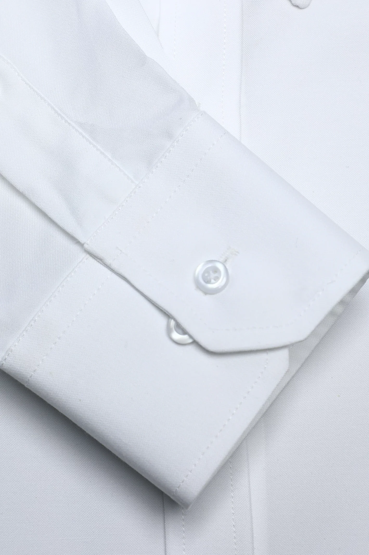 White Plain Casual Shirt - Image 3