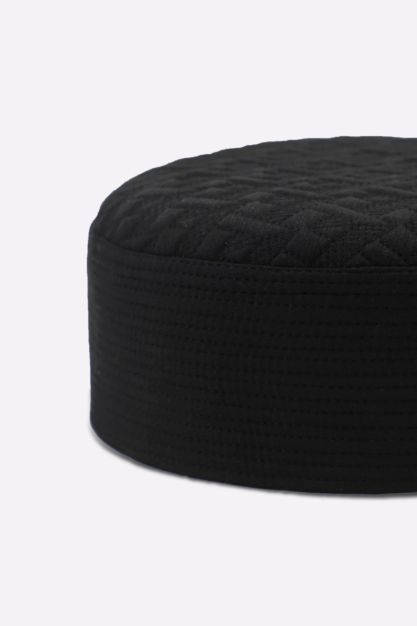 Black Cap For Men - Image 2