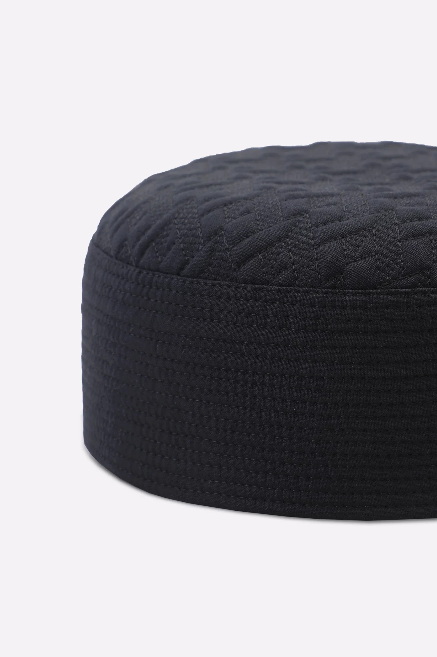 Dark Grey Cap For Men - Image 2