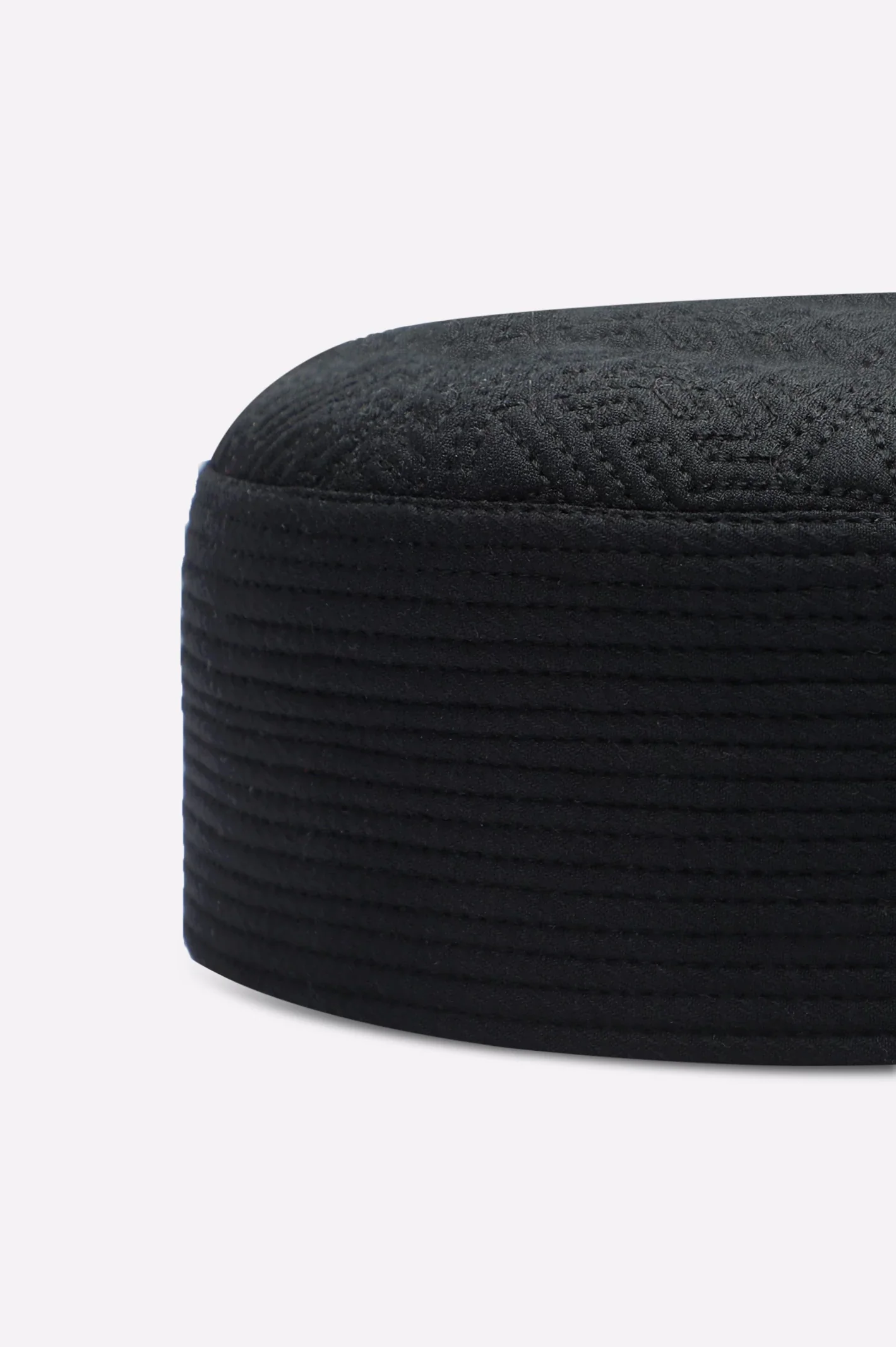 Black Cap For Men - Image 2