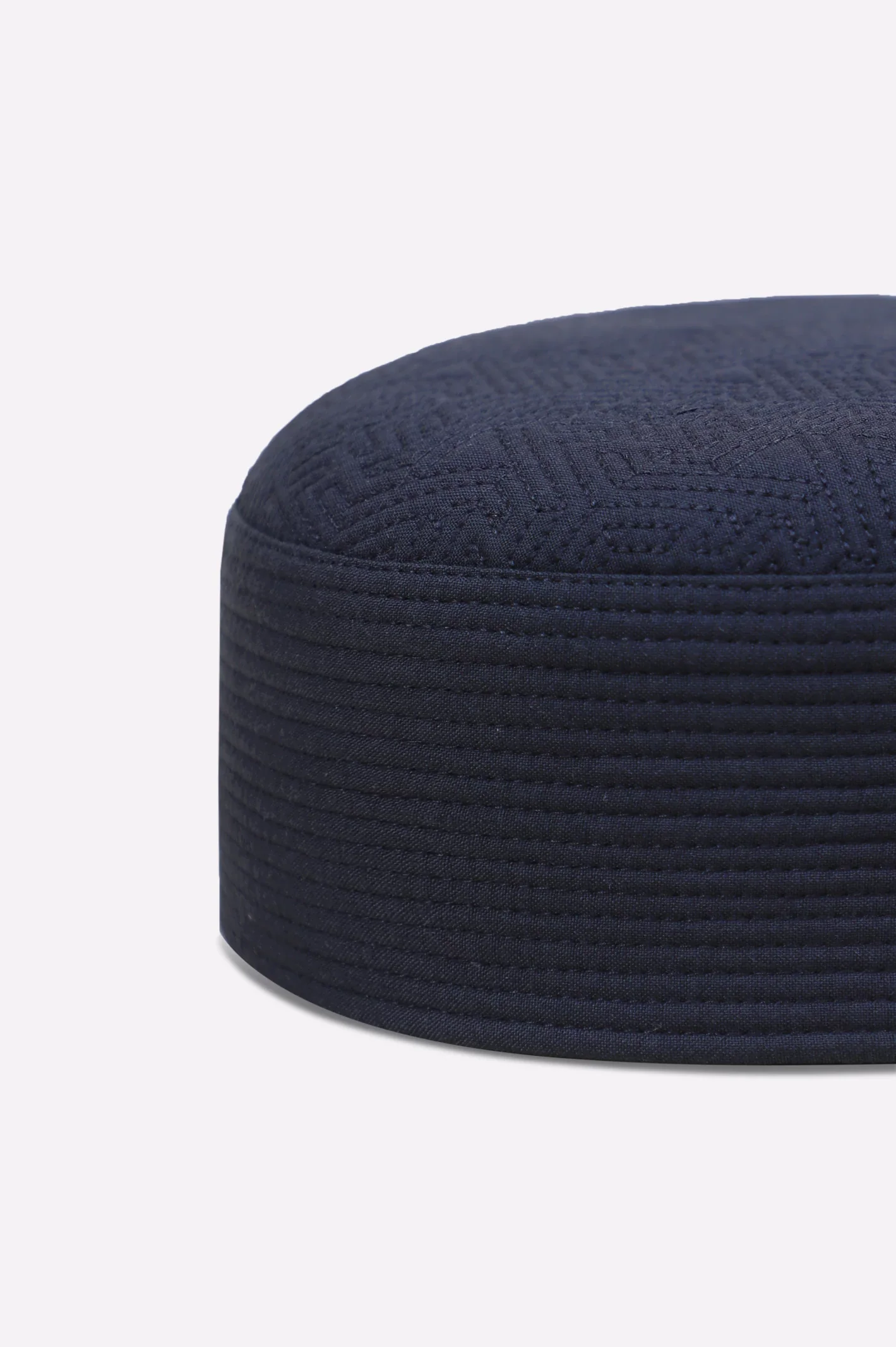 Dark Grey Cap For Men - Image 2
