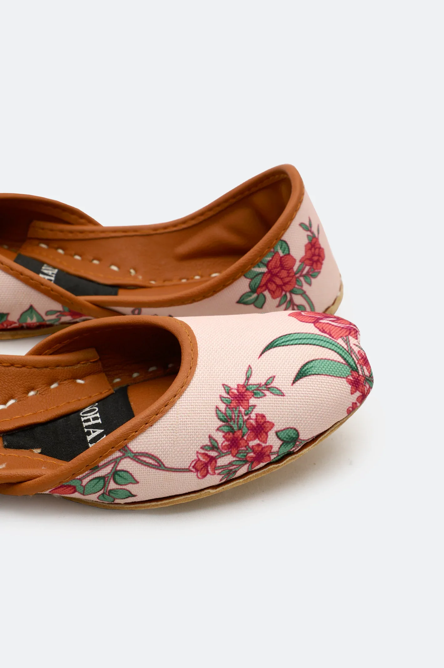 Pink Ladies Casual Khussa - Image 5