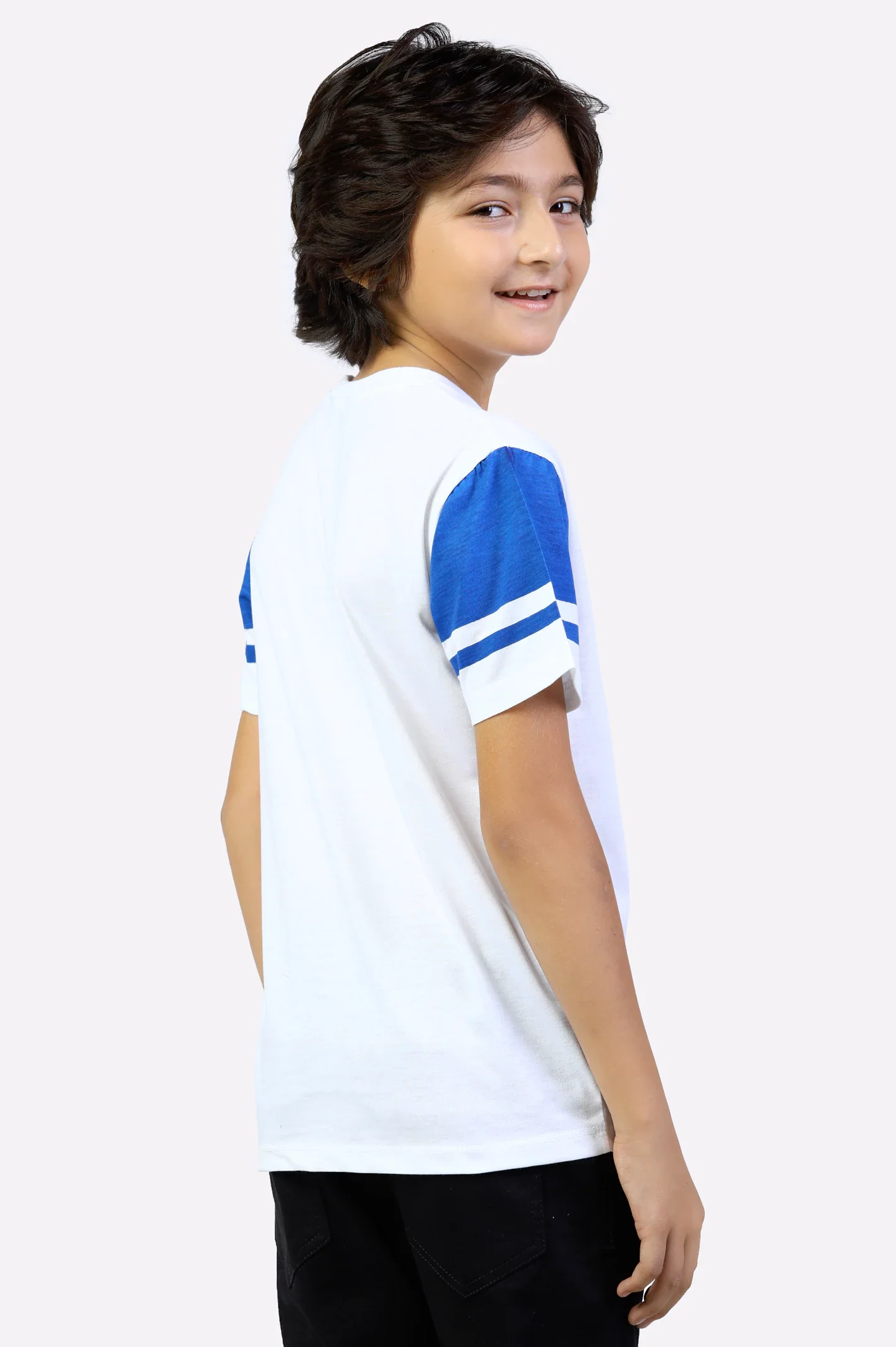Beach Side Graphic Print T-Shirt - Image 3