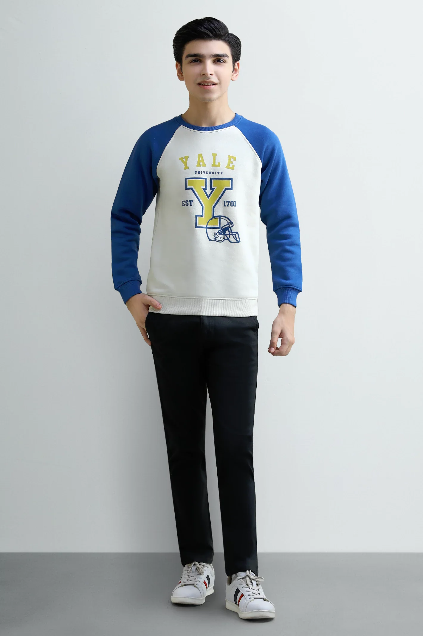 Graphic Print Boys Sweatshirt - Image 2