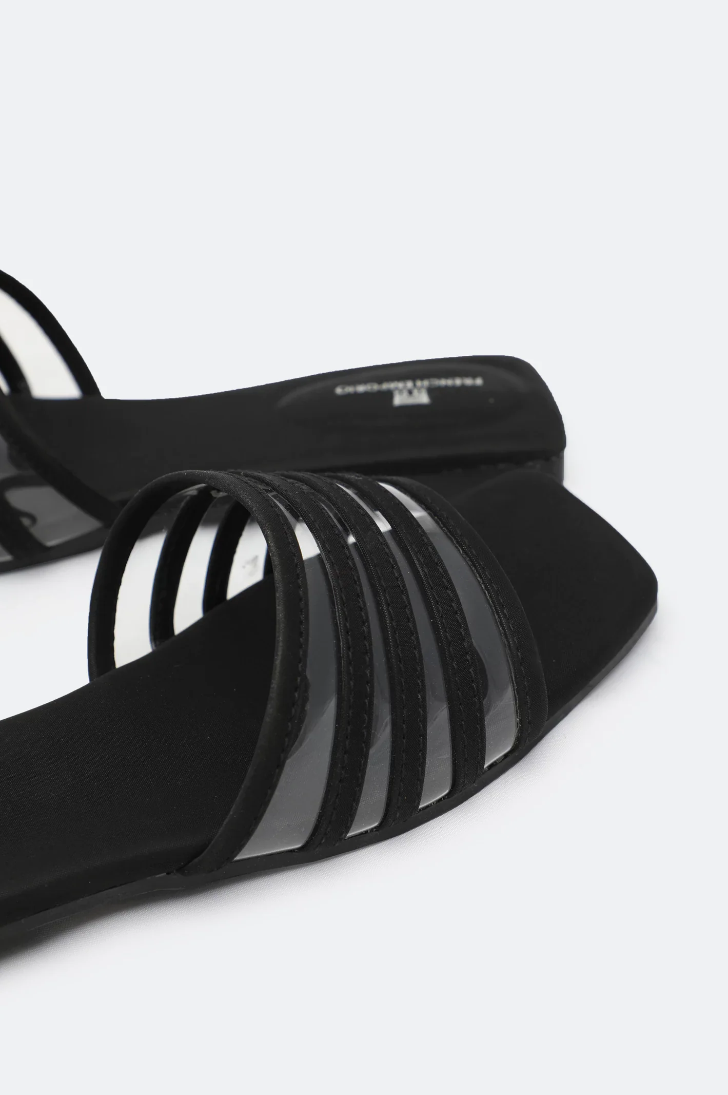 Black Ladies Casual Slippers - Image 2