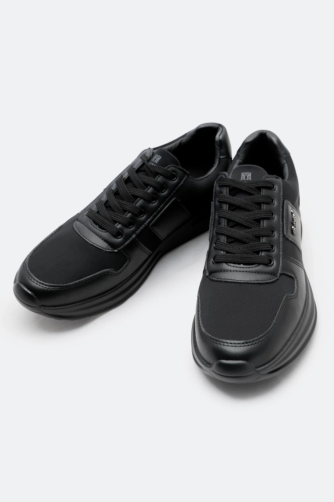 Black Men Casual Sneaker - Image 2
