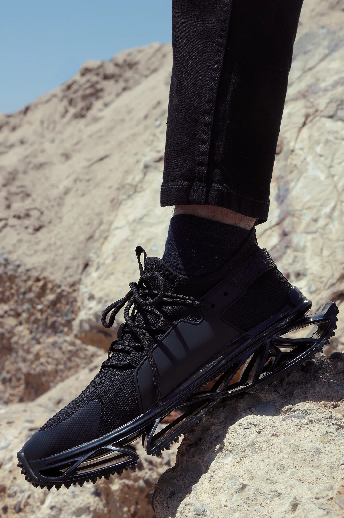 Black Men Casual Sneaker - Image 4
