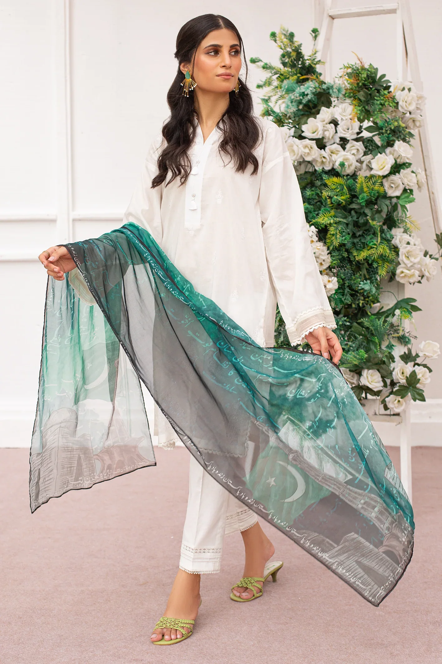 Green Dupatta - Image 2