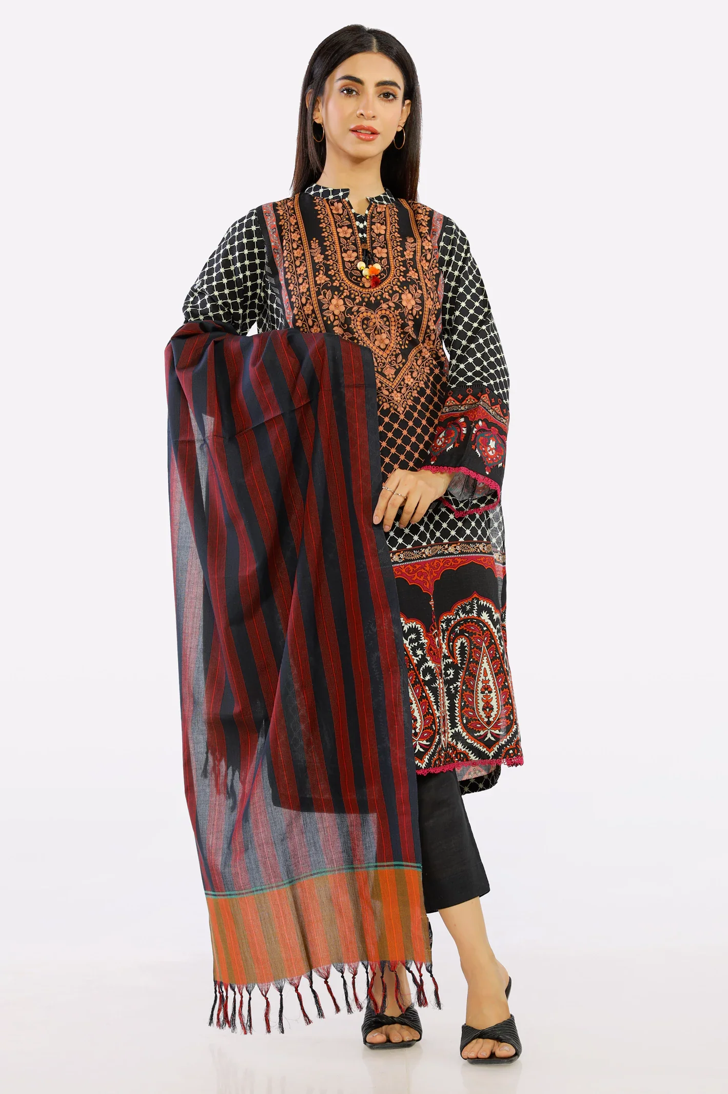Maroon Crinkle Shiffon Dupatta - Image 2