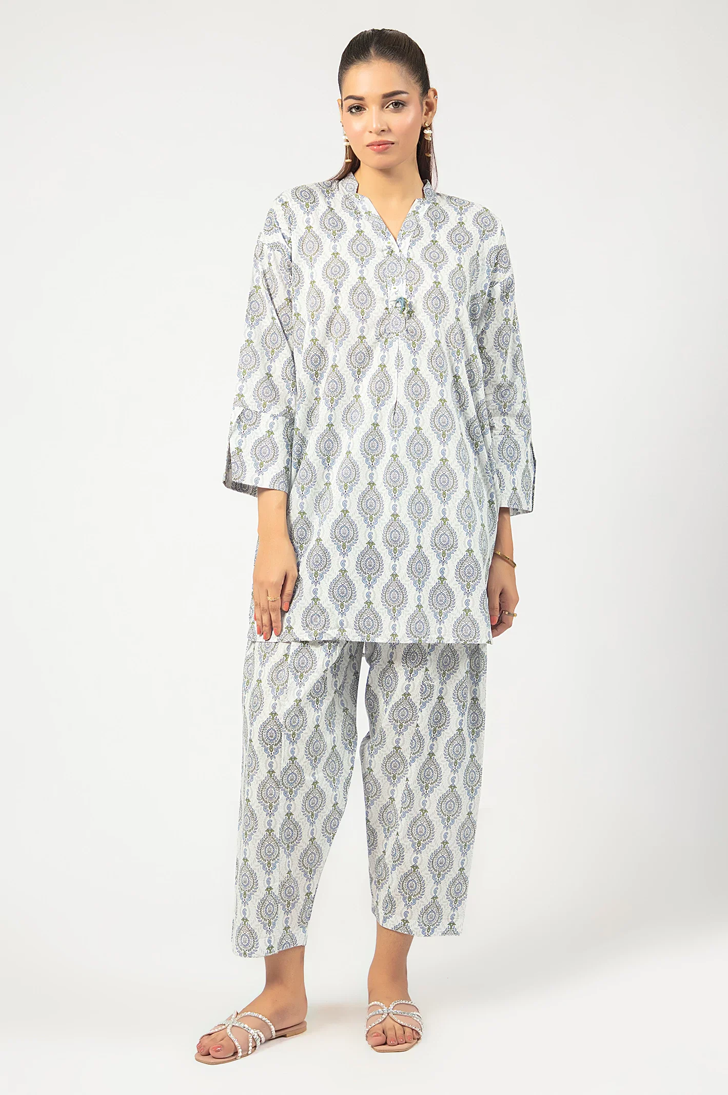White Printed 2PC
