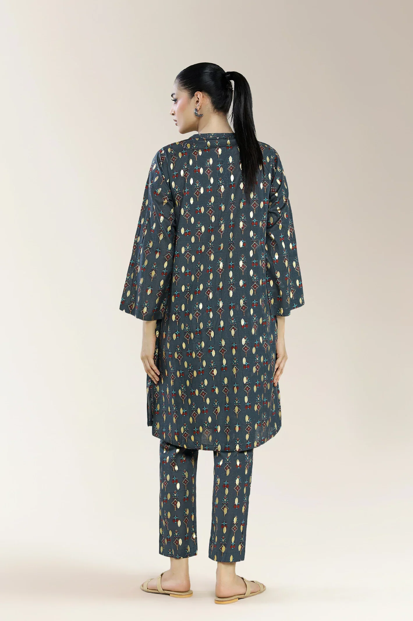 Printed Lawn-Charcoal 2PC - Image 2