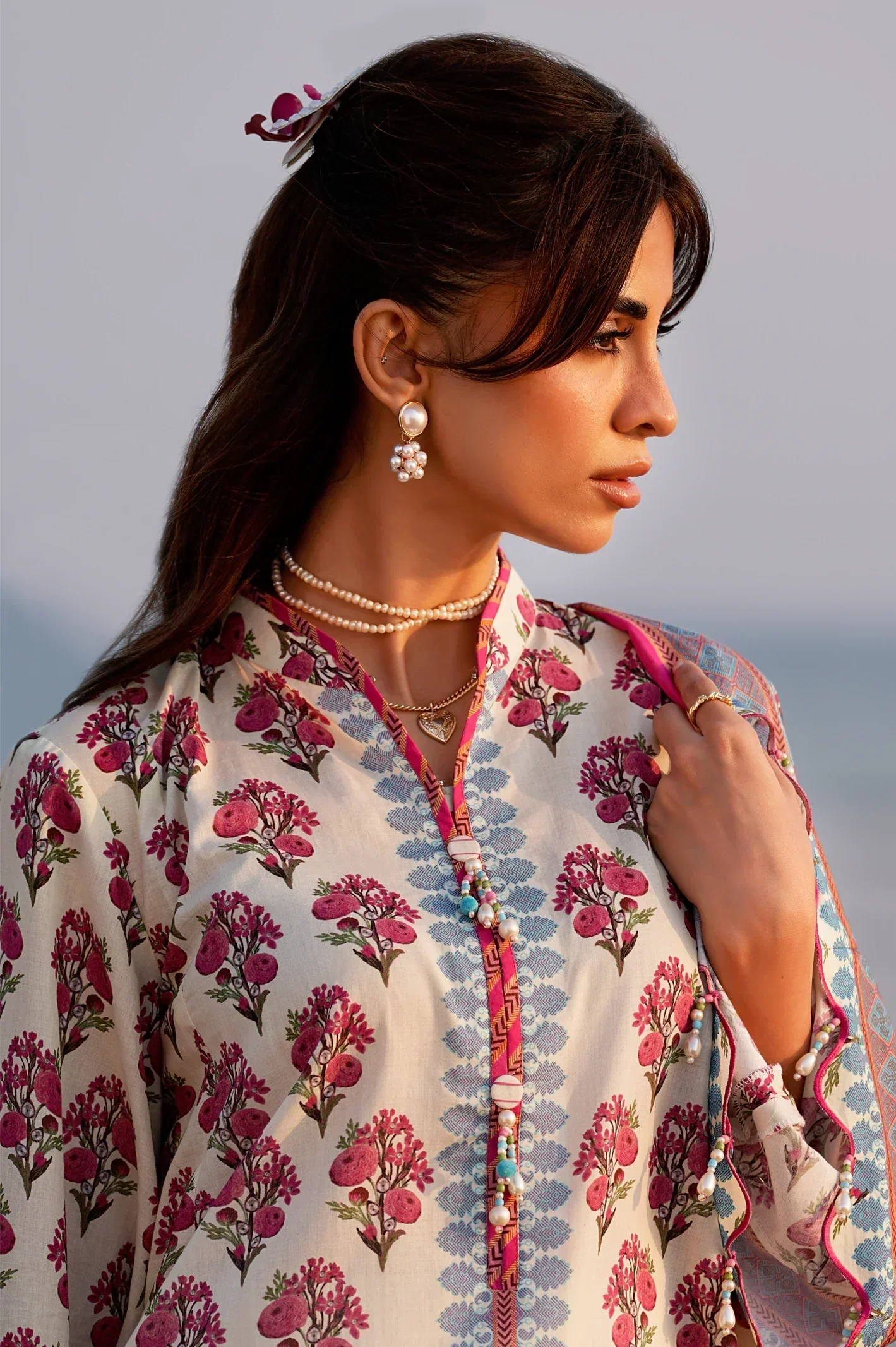 Printed Lawn-Offwhite Unstitched 3Pc - Image 3